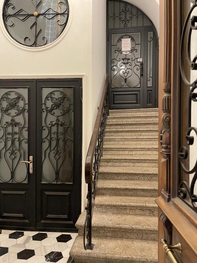 Fountain Square-Balconies In Old Town Apartment Baku Bagian luar foto