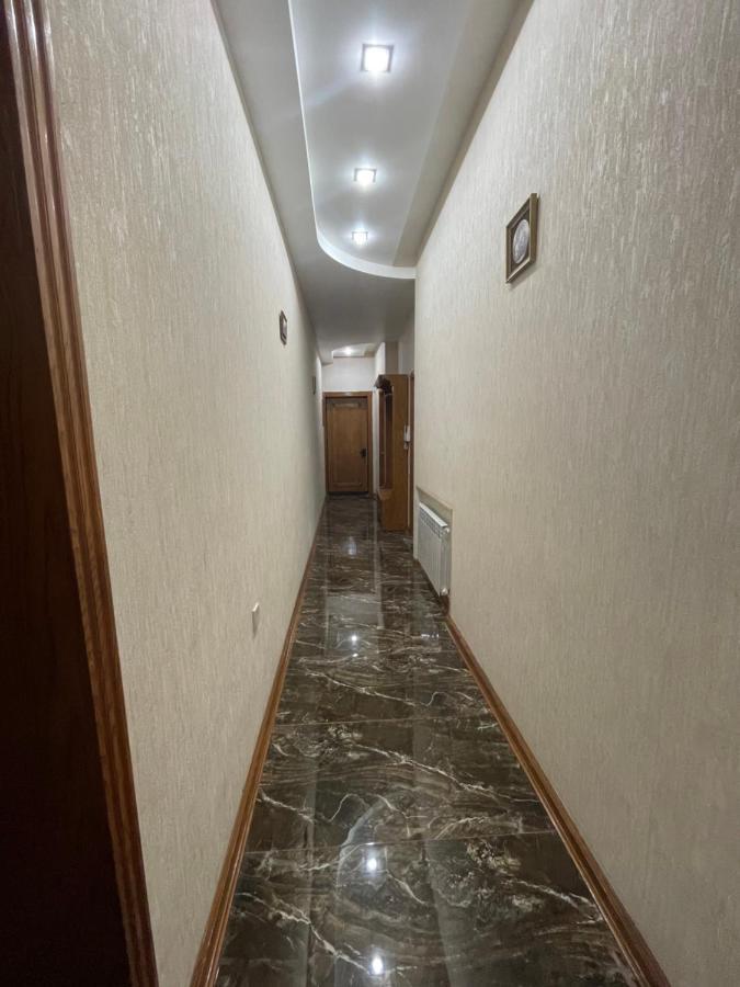 Fountain Square-Balconies In Old Town Apartment Baku Bagian luar foto