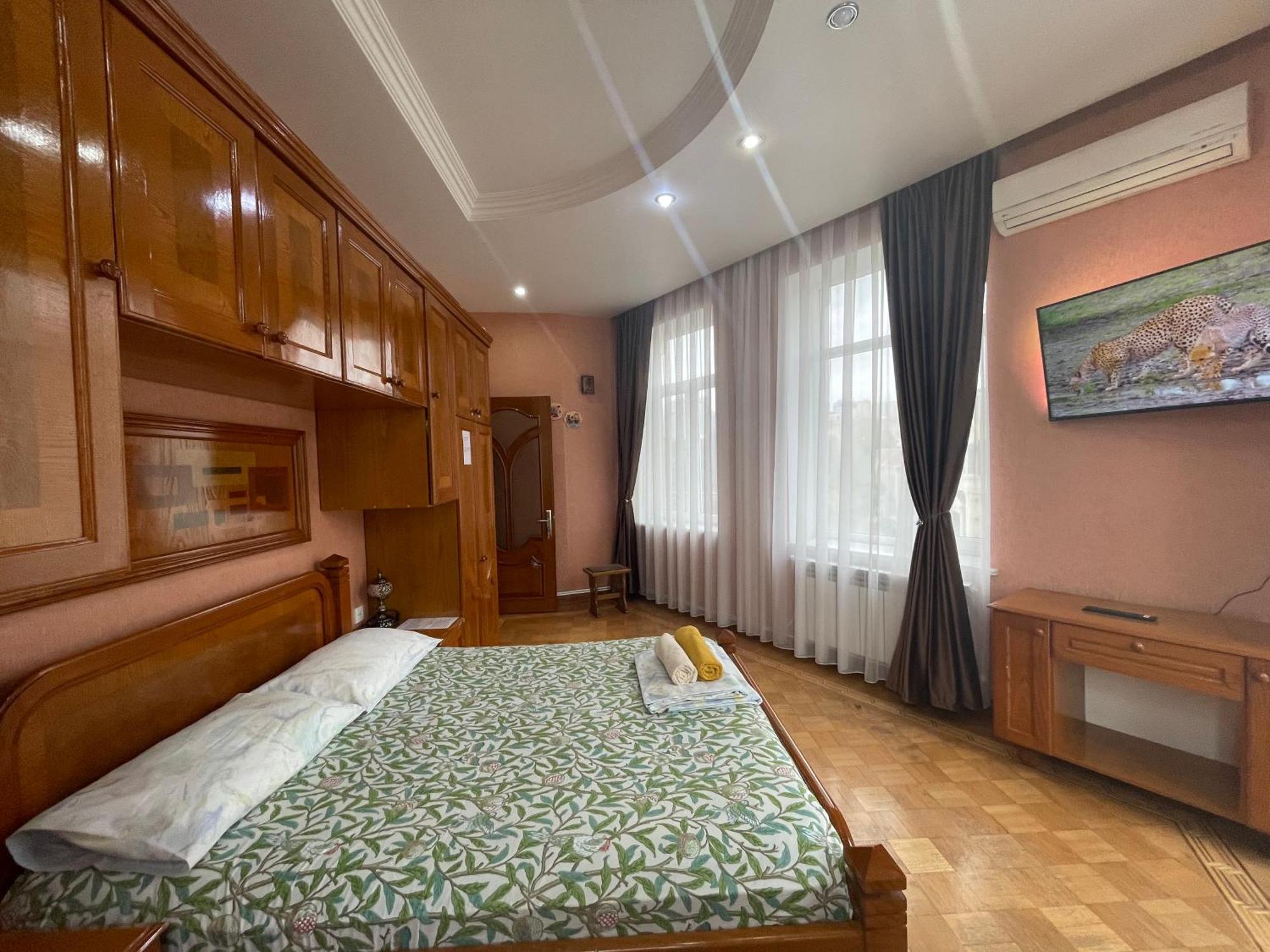 Fountain Square-Balconies In Old Town Apartment Baku Bagian luar foto
