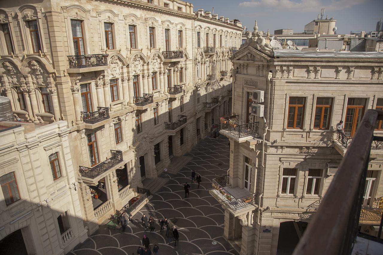Fountain Square-Balconies In Old Town Apartment Baku Bagian luar foto